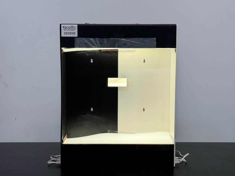 Image of Manual Vial Inspection Booth